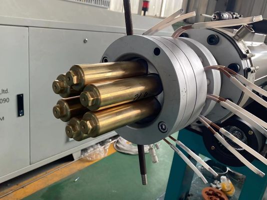 Linea di produzione di plastica del tubo della multi estrusione del foro di Siemens per PE/PVC