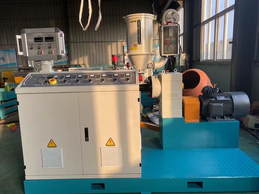 Linea di estrusione di tubi in HDPE di piccolo diametro di filettatura completamente automatica