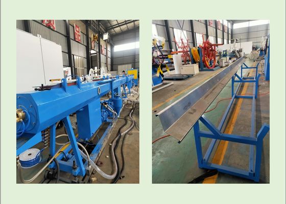 Lo SpA HV940 linea PPR pp dell'estrusione del tubo dell'HDPE di tre strati convoglia la macchina dell'estrusione
