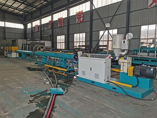 Linea di produzione di plastica dell'estrusione del tubo del PVC di drenaggio del rifornimento idrico 16-63mm automatico