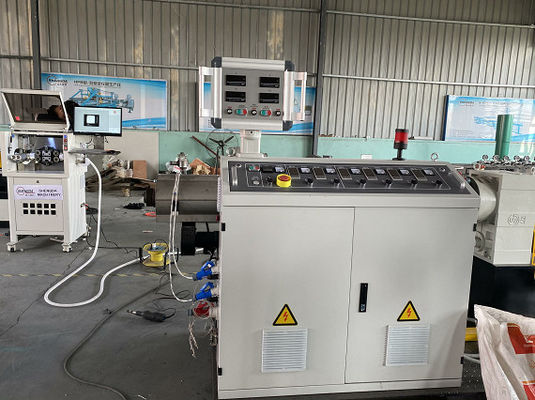 Linea di produzione di plastica del tubo di alta efficienza HDPE/PE macchina dell'estrusione di tubi