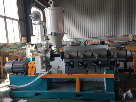 Il PVC a parete semplice di 4-17mm ha ondulato l'approvazione del Ce della macchina del tubo