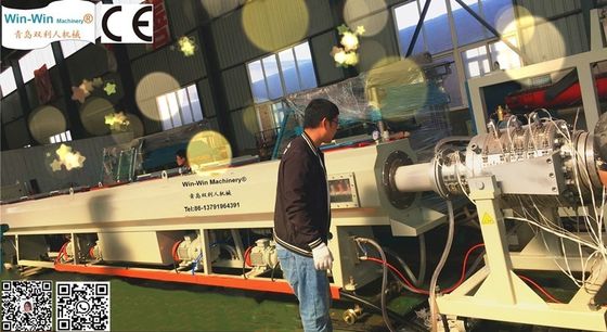 Linea di produzione elettrica dell'estrusione del tubo del PVC del condotto Vite profonda
