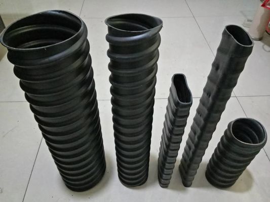 Macchina piana del PE costolato rilevato in anticipo del ponte/di bambù ondulata dell'estrusione del tubo