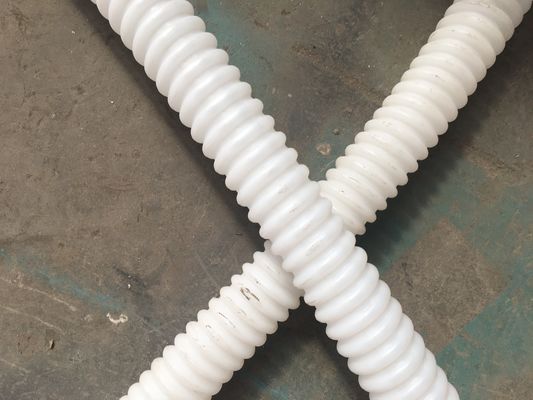 Linea ondulata macchina di plastica dell'estrusione del tubo di spirale del carbonio del PE dell'espulsore del tubo