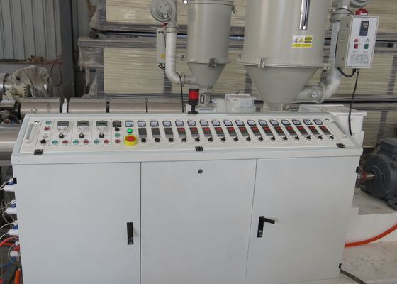 linea di produzione di plastica del tubo della macchina ondulata del tubo del doppio strato di 30kgh 17mm