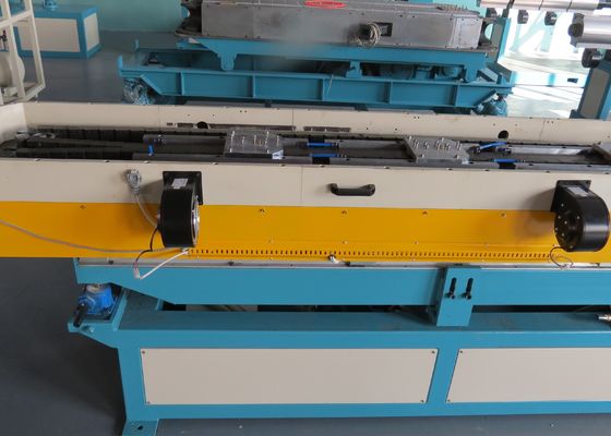 IL PVC pp del diametro 50mm ha ondulato la linea il raffreddamento ad acqua 20m/Min dell'estrusione del tubo