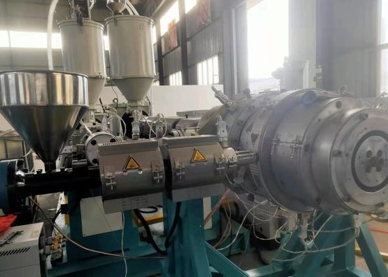 PE che plastifica la linea ondulata dell'estrusione del tubo per il rifornimento idrico