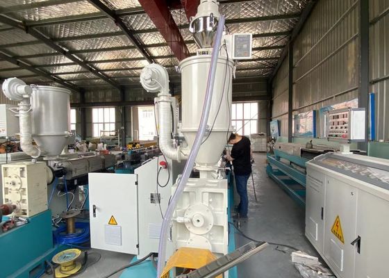 linea ondulata a parete semplice PE/PP dell'estrusione del tubo di 10-32mm di plastica