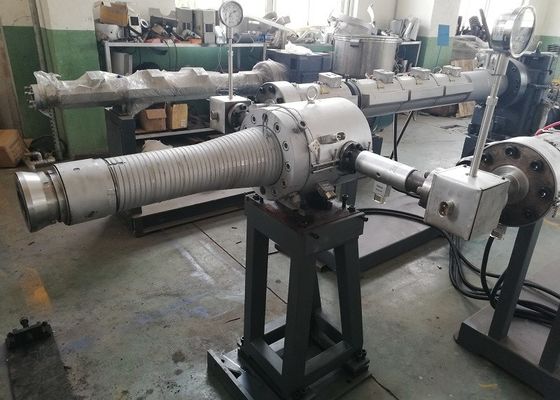 L'HDPE pp di 20-110mm innaffia la linea ondulata a parete semplice elettrica dell'estrusione del tubo
