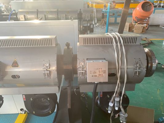tubo del PVC 180-250kg/Hr che rende a macchina l'estrusore a vite gemellato conico
